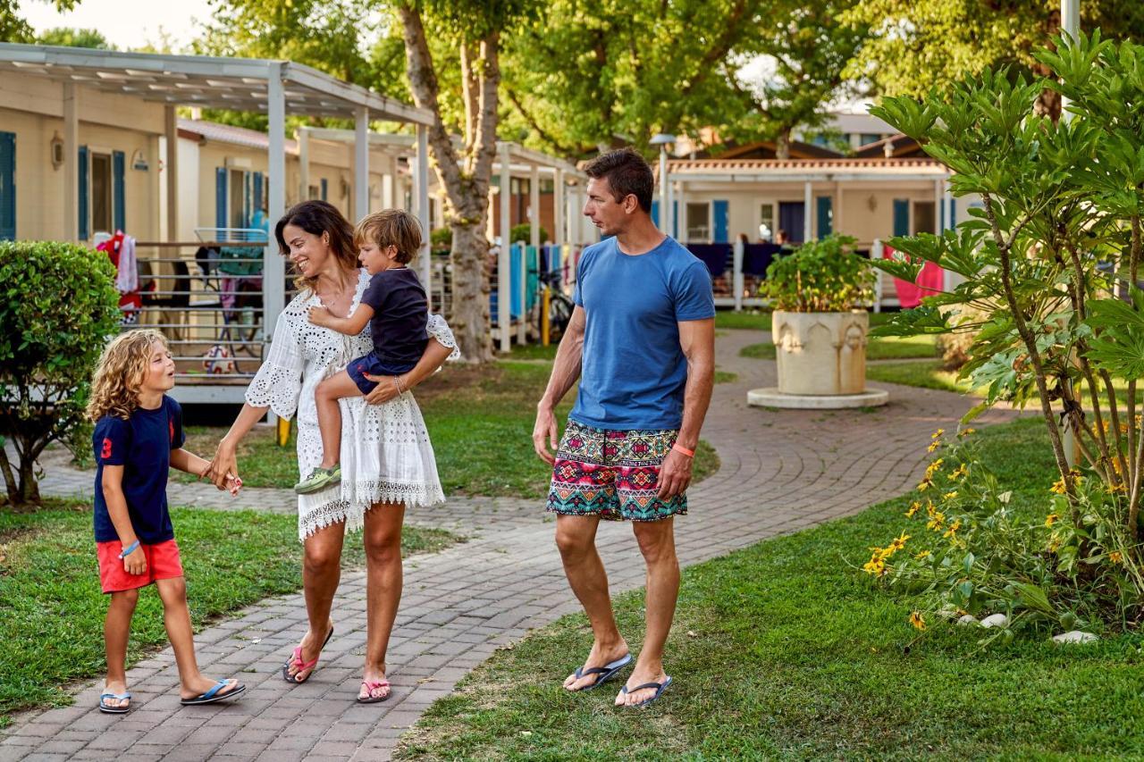 Camping Village Garden Paradiso Кавалино-Трепорти Екстериор снимка